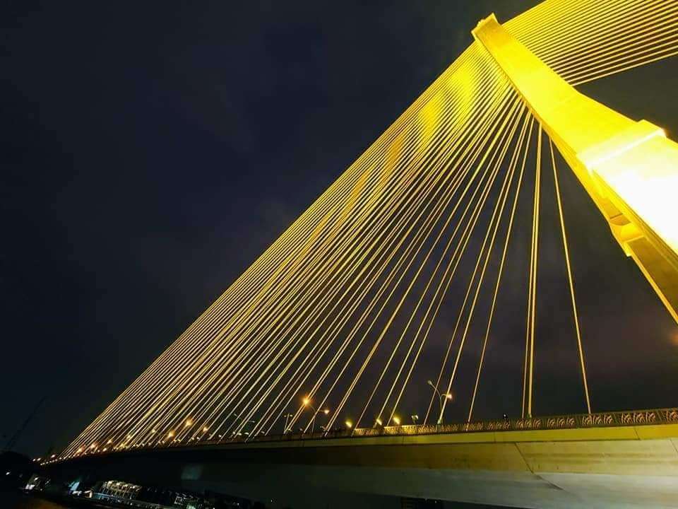 Rama 8 Bridge Recreation Area Bangkok